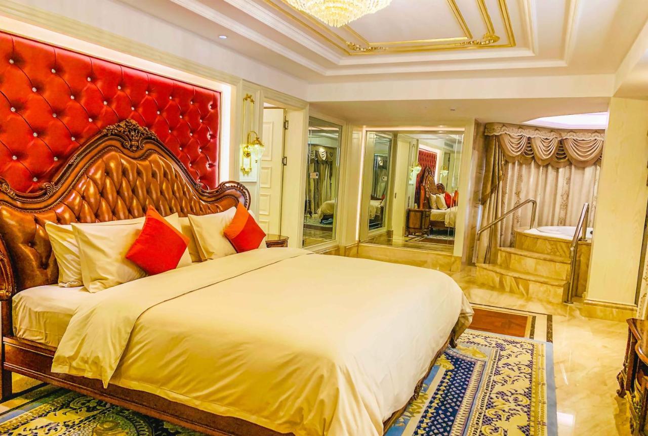 Wyndham Grand Kunming East Hotell Exteriör bild