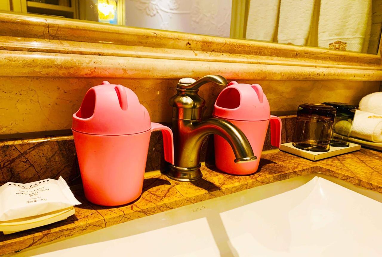 Wyndham Grand Kunming East Hotell Exteriör bild