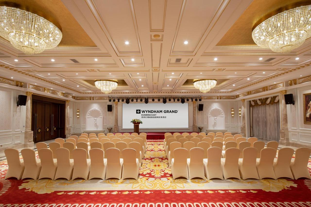 Wyndham Grand Kunming East Hotell Exteriör bild