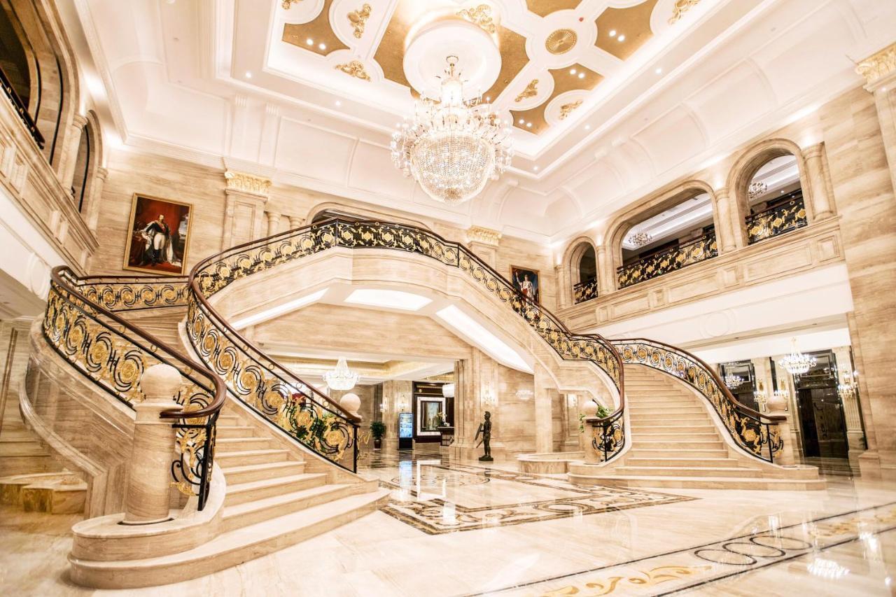 Wyndham Grand Kunming East Hotell Exteriör bild