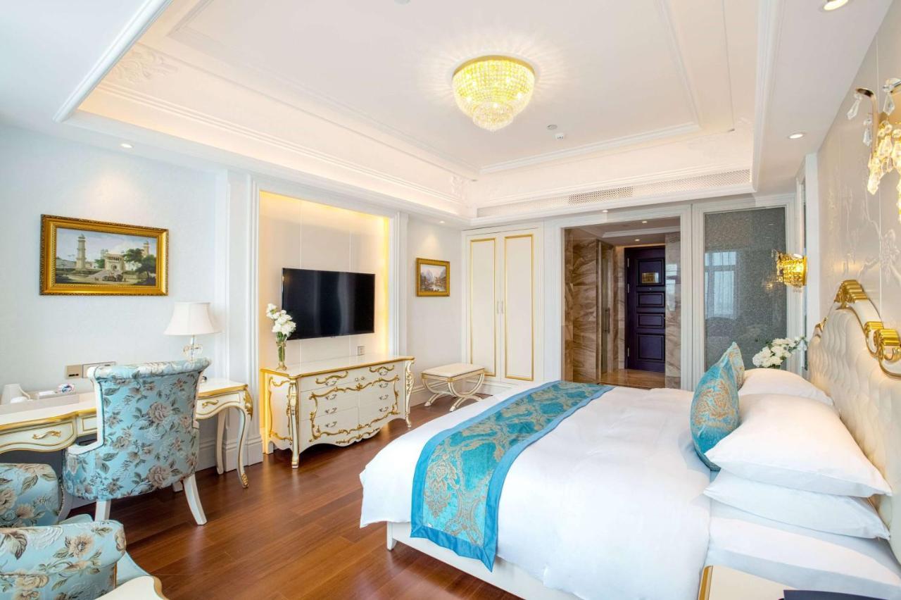 Wyndham Grand Kunming East Hotell Exteriör bild